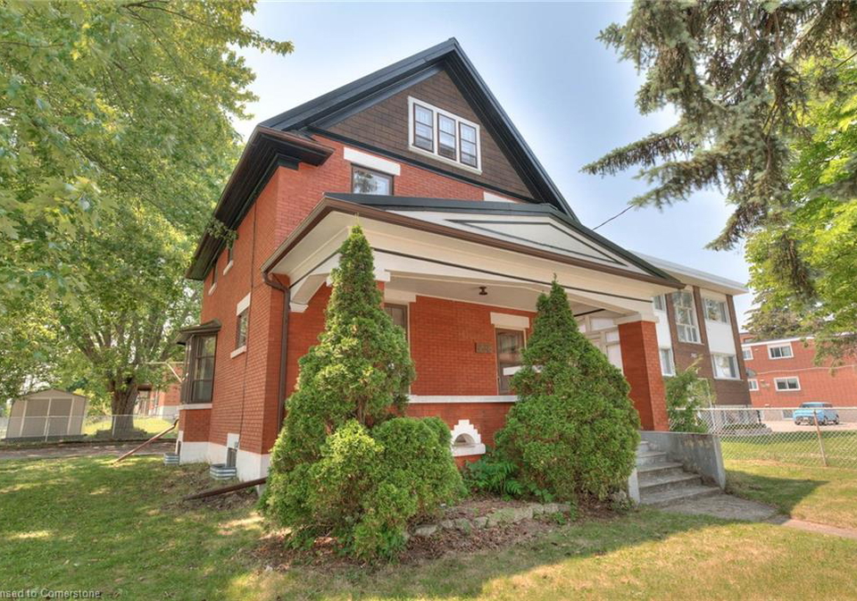 235-hoffman-street-kitchener-ontario-40748923