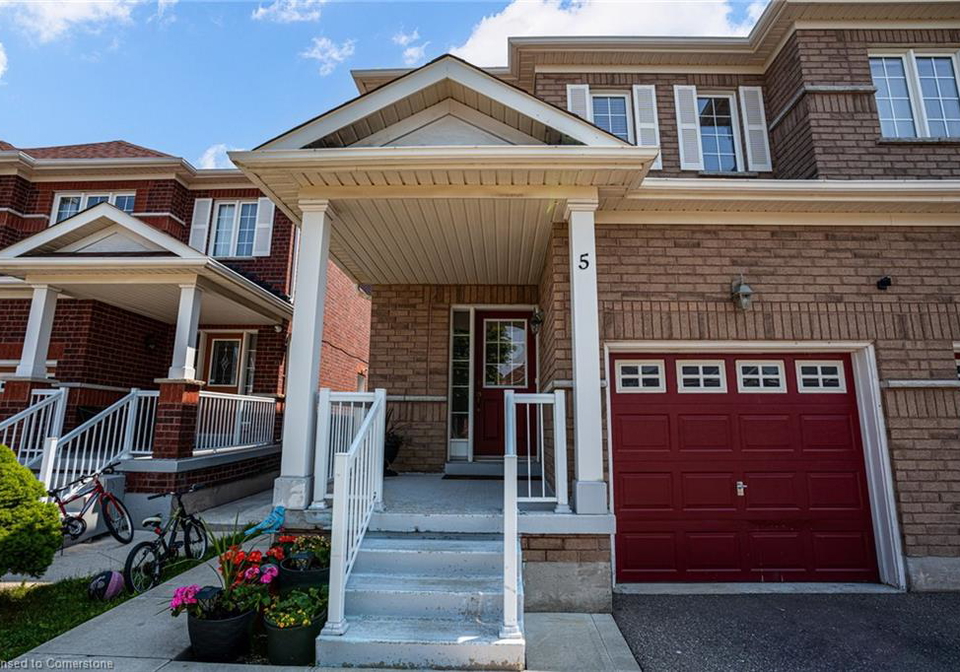 5-wicklow-road-brampton-ontario-40748927
