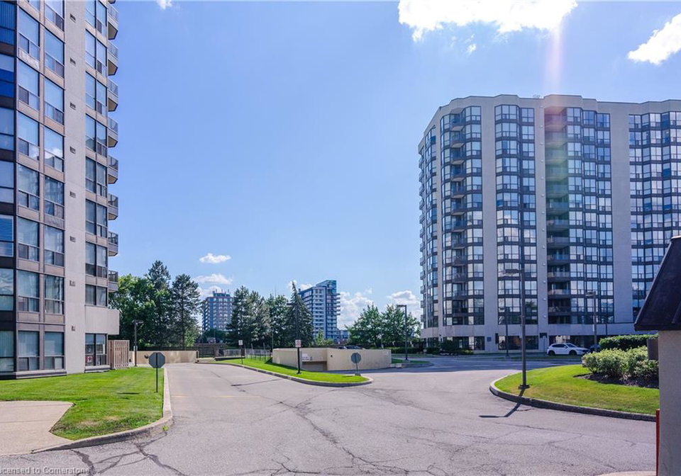 1155-bough-beeches-boulevard-mississauga-ontario-40748929