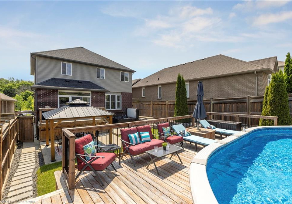 12-gouda-place-cambridge-ontario-40748961
