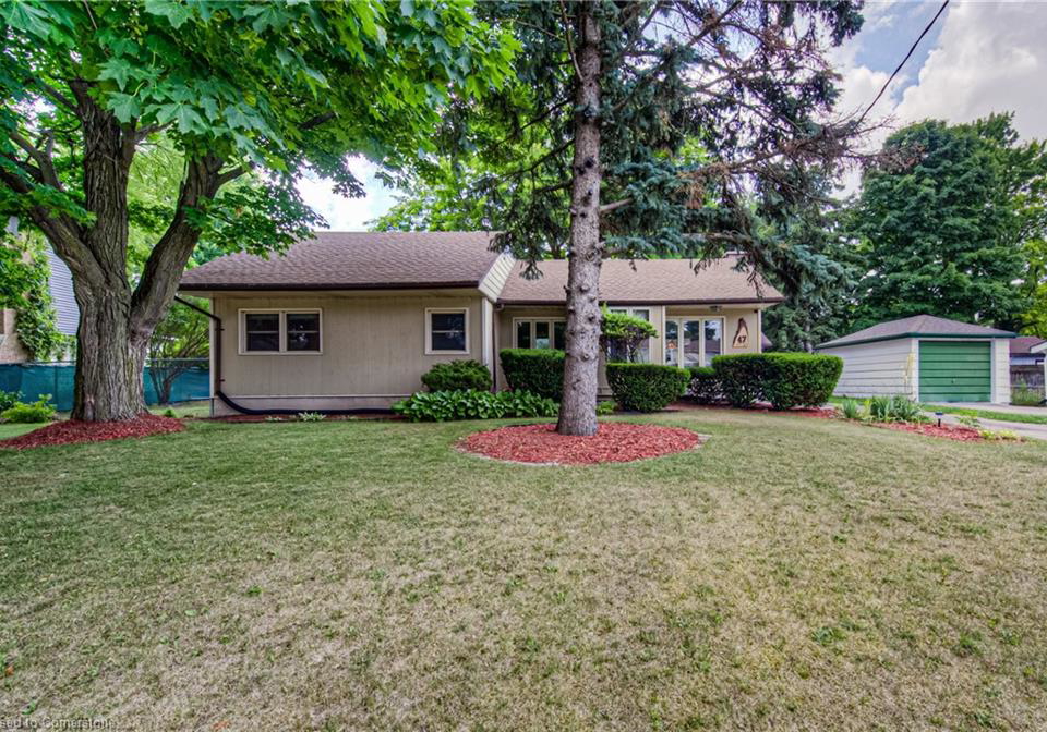 47-belleview-avenue-kitchener-ontario-40748990
