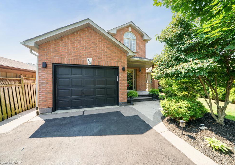 12-valridge-court-ancaster-ontario-40749149