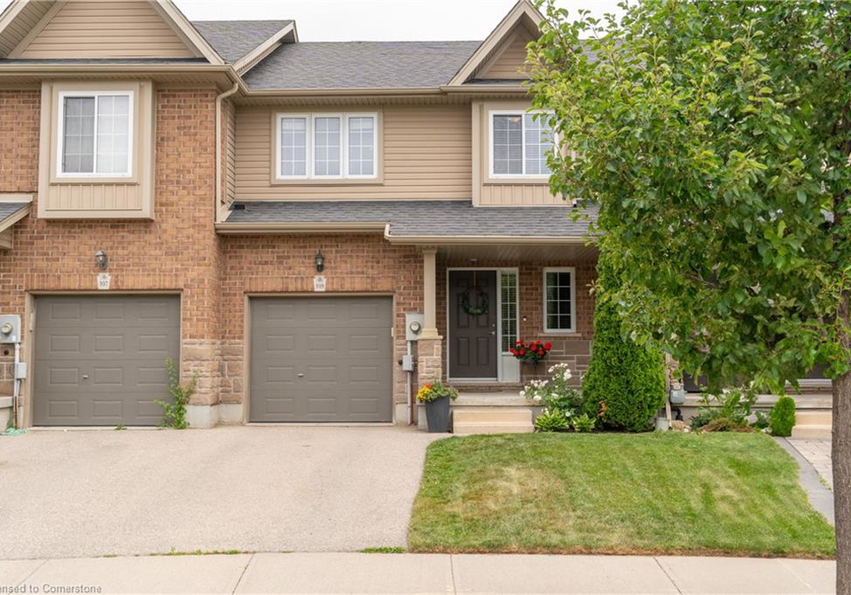 939-zeller-crescent-kitchener-ontario-40749207