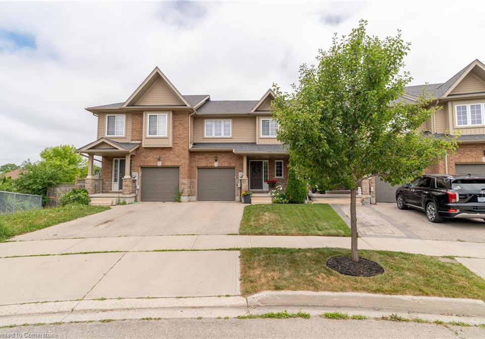 939-zeller-crescent-kitchener-ontario-40749207