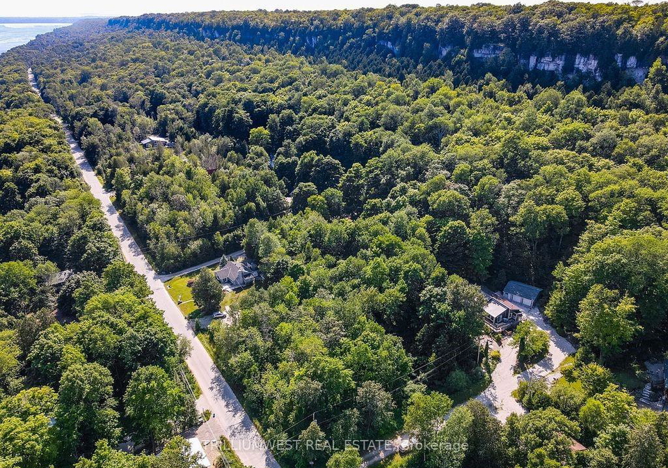 11-14th-avenue-south-bruce-peninsula-ontario-40749242