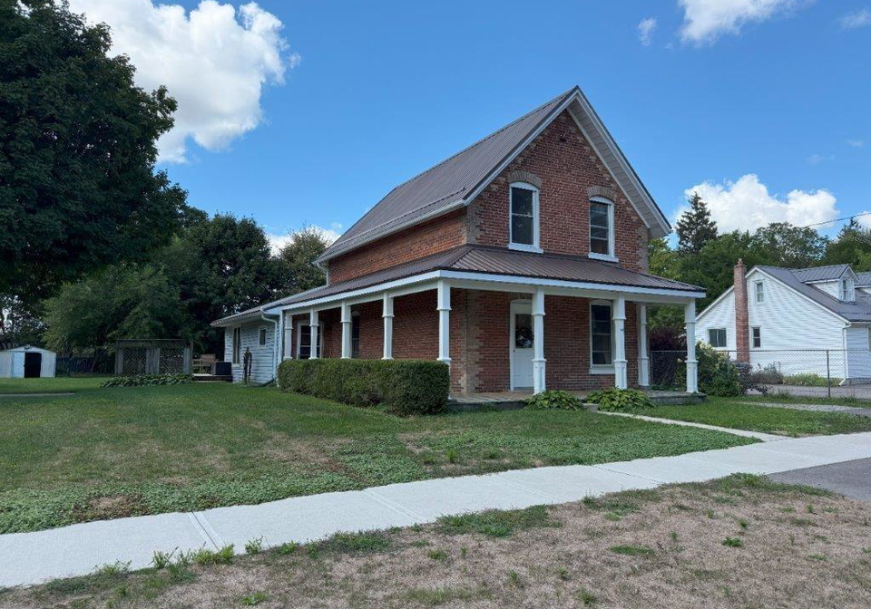 162-wellington-street-waterford-ontario-40749249
