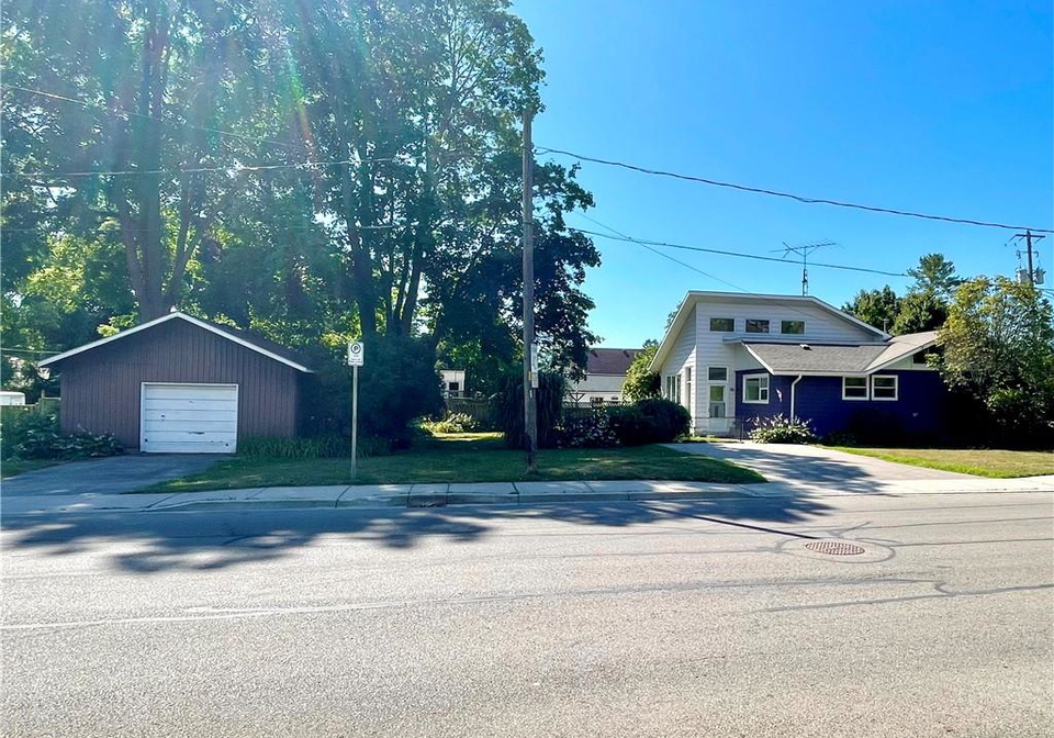 228-regent-avenue-port-dover-ontario-40749300