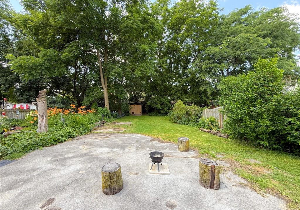 256-head-street-s-simcoe-ontario-40749366