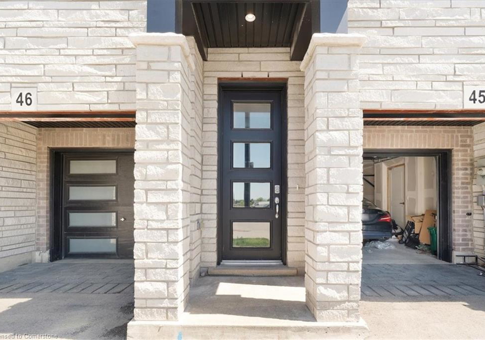 290-equestrian-way-cambridge-ontario-40749425