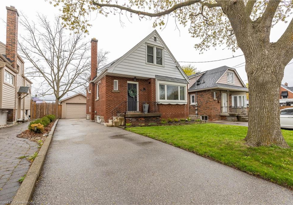 16-millen-avenue-hamilton-ontario-40749454