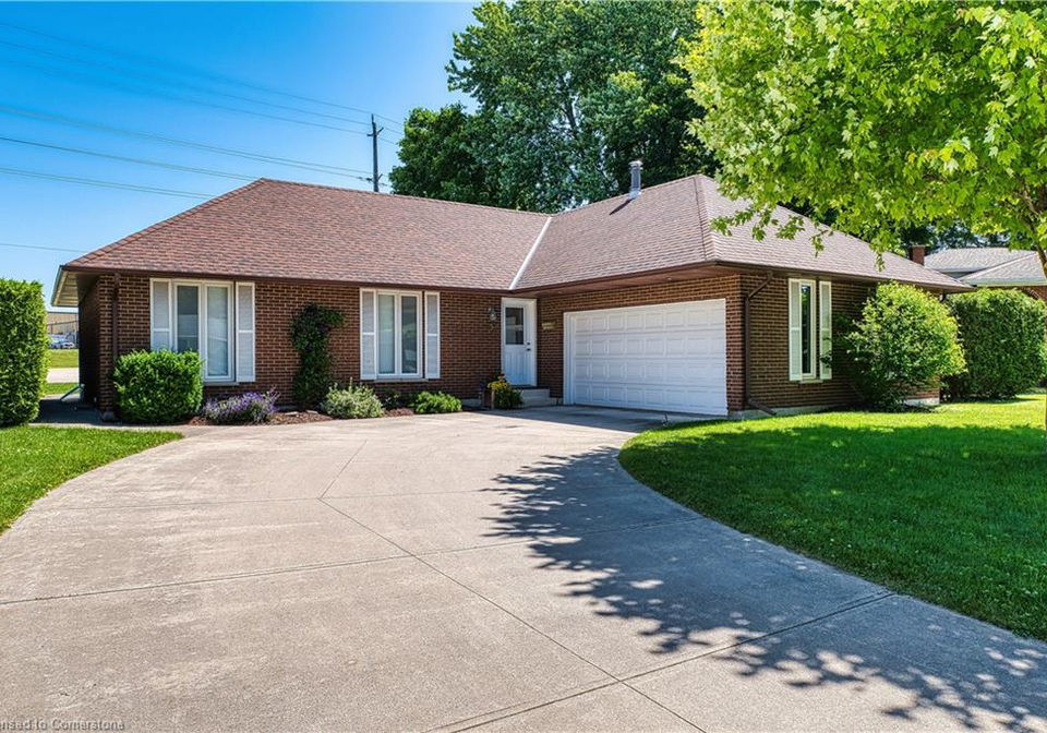 5-windham-court-listowel-ontario-40749505