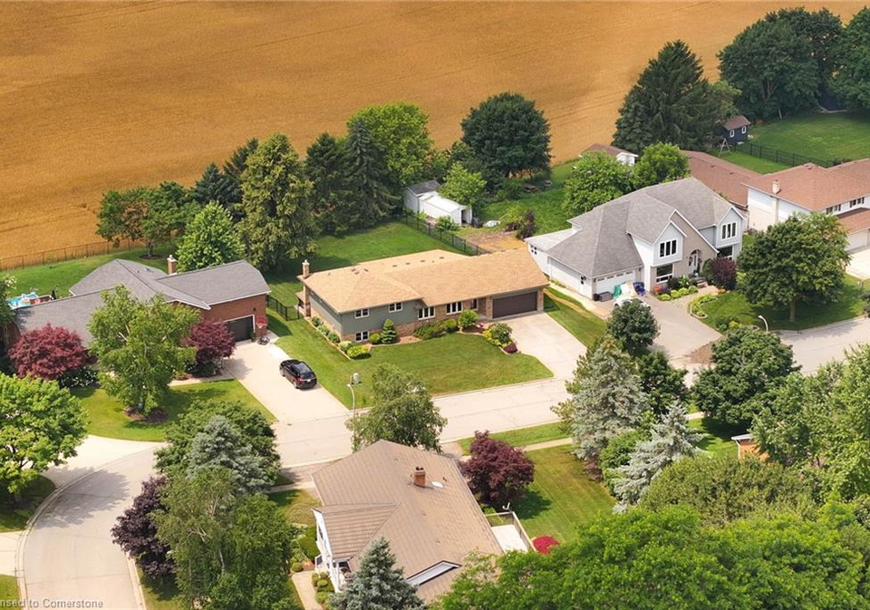 131-st-ann-avenue-st-agatha-ontario-40749506