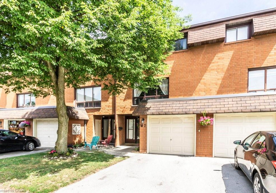 444-stone-church-road-w-hamilton-ontario-40749514