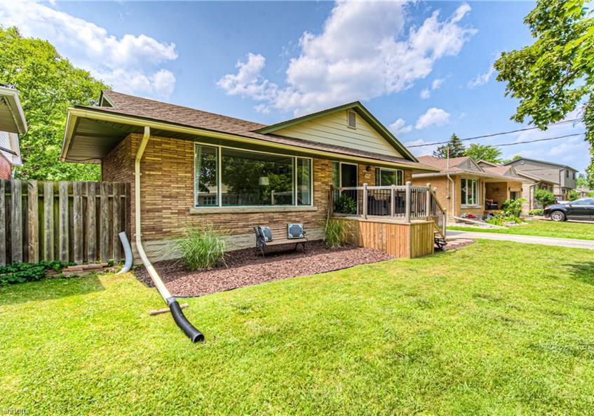 433-dumfries-avenue-kitchener-ontario-40749522