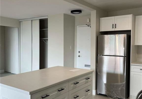 125-lincoln-road-waterloo-ontario-40749537