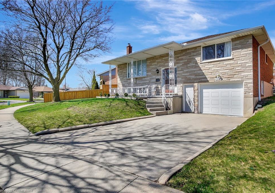 137-wimbleton-crescent-kitchener-ontario-40749559
