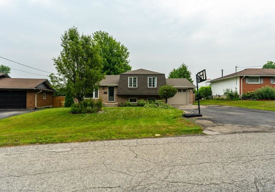4169-highland-park-drive-beamsville-ontario-40749575
