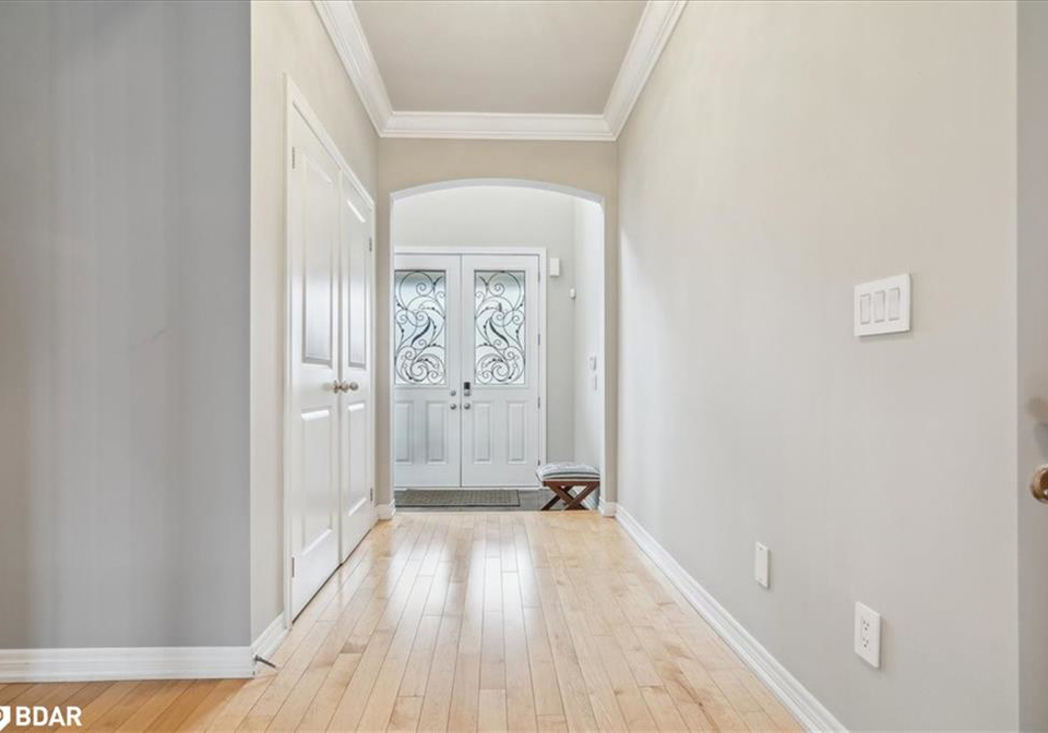 46-woodhouse-street-ancaster-ontario-40749611