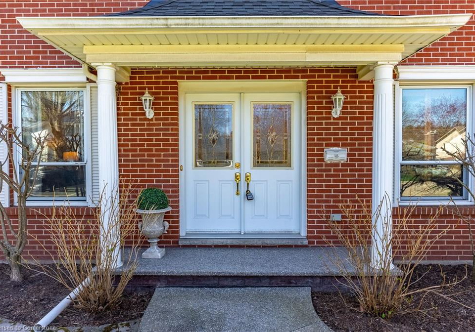 158-marigold-court-ancaster-ontario-40749673