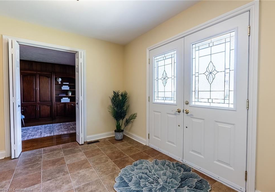 158-marigold-court-ancaster-ontario-40749673