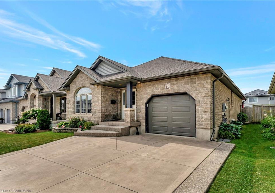 23-oakcliffe-street-elmira-ontario-40749675