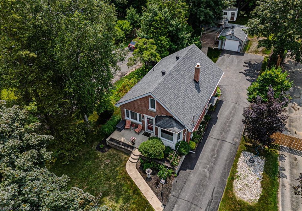 94-queensway-road-e-simcoe-ontario-40749730