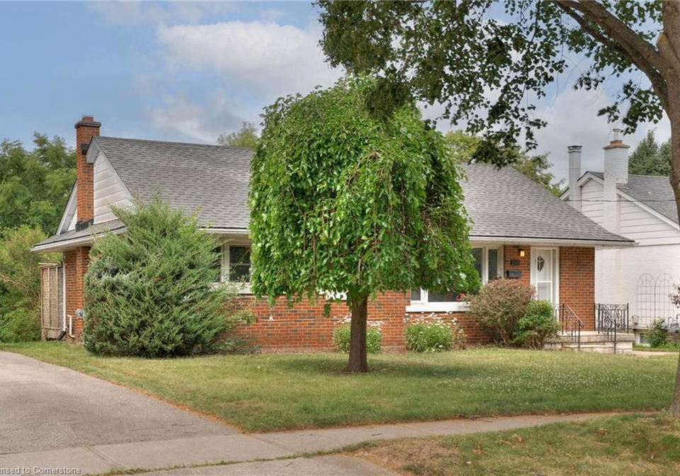 168-bristol-street-waterloo-ontario-40749731