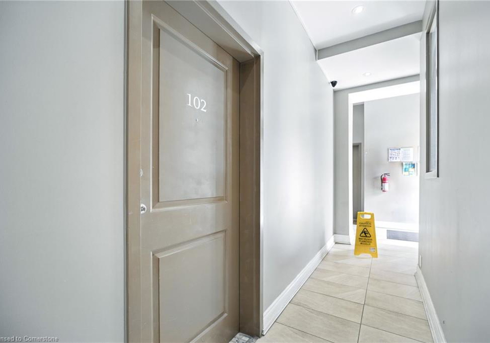 130-wellington-street-n-hamilton-ontario-40749753