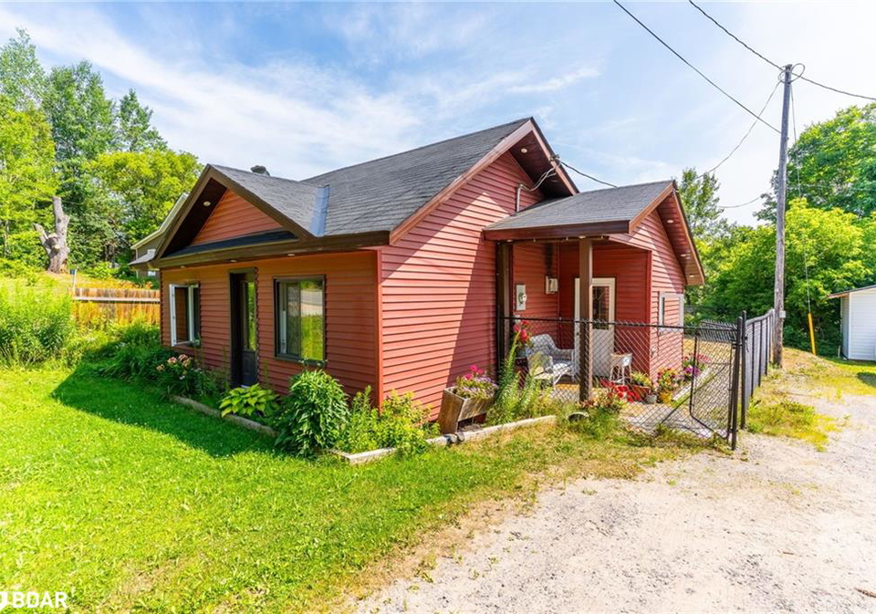 322-bobcaygeon-road-minden-ontario-40749756
