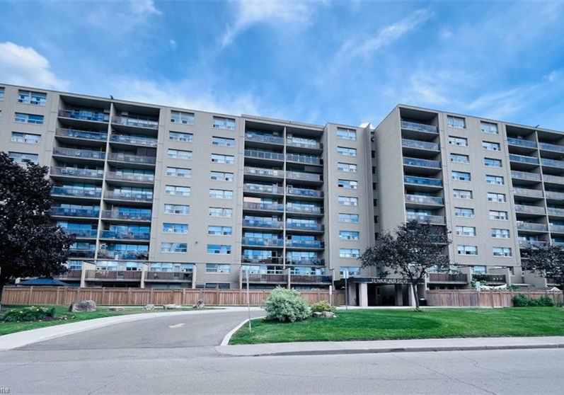 15-nicklaus-drive-hamilton-ontario-40749759