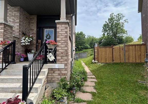 132-crafter-crescent-stoney-creek-ontario-40749784