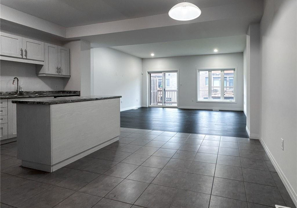 80-soho-street-stoney-creek-ontario-40749789