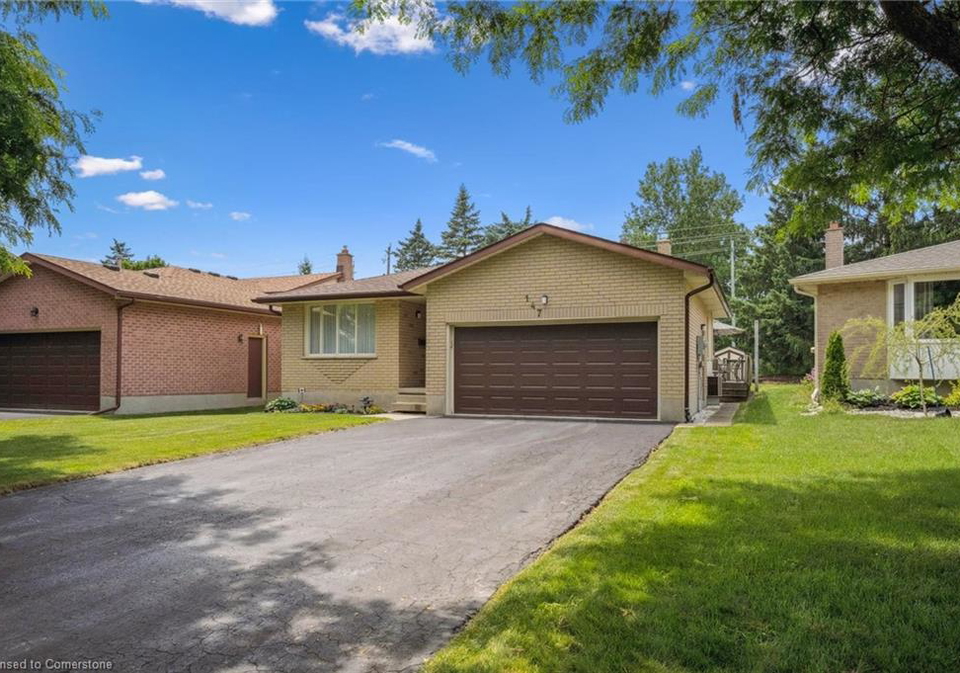 147-sunpoint-crescent-waterloo-ontario-40749815