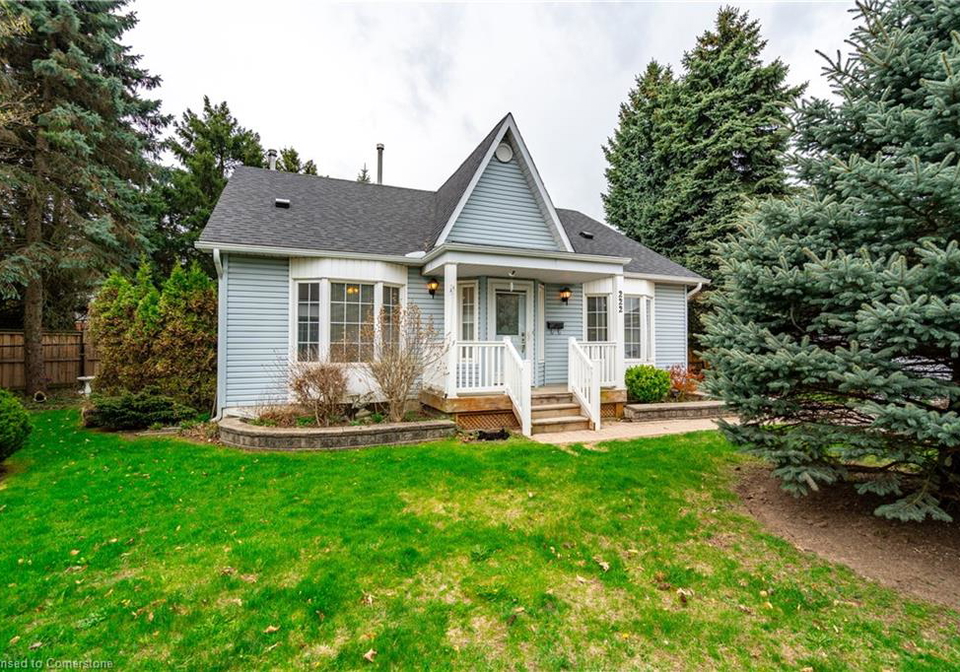 222-silverbirch-boulevard-mount-hope-ontario-40749925