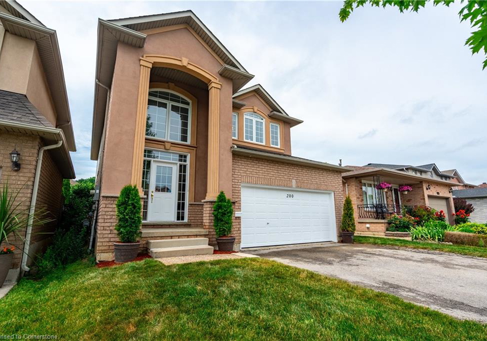 200-sirente-drive-hamilton-ontario-40749926