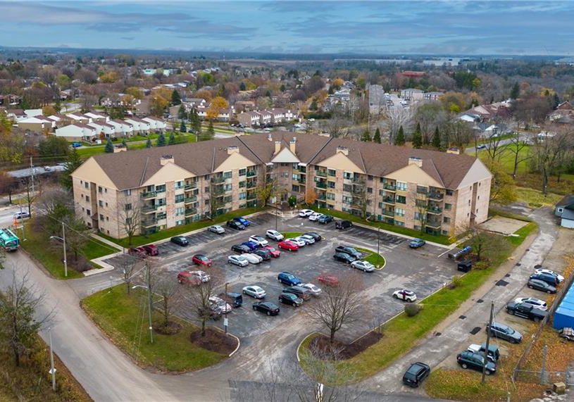 15-hofstetter-avenue-kitchener-ontario-40750042