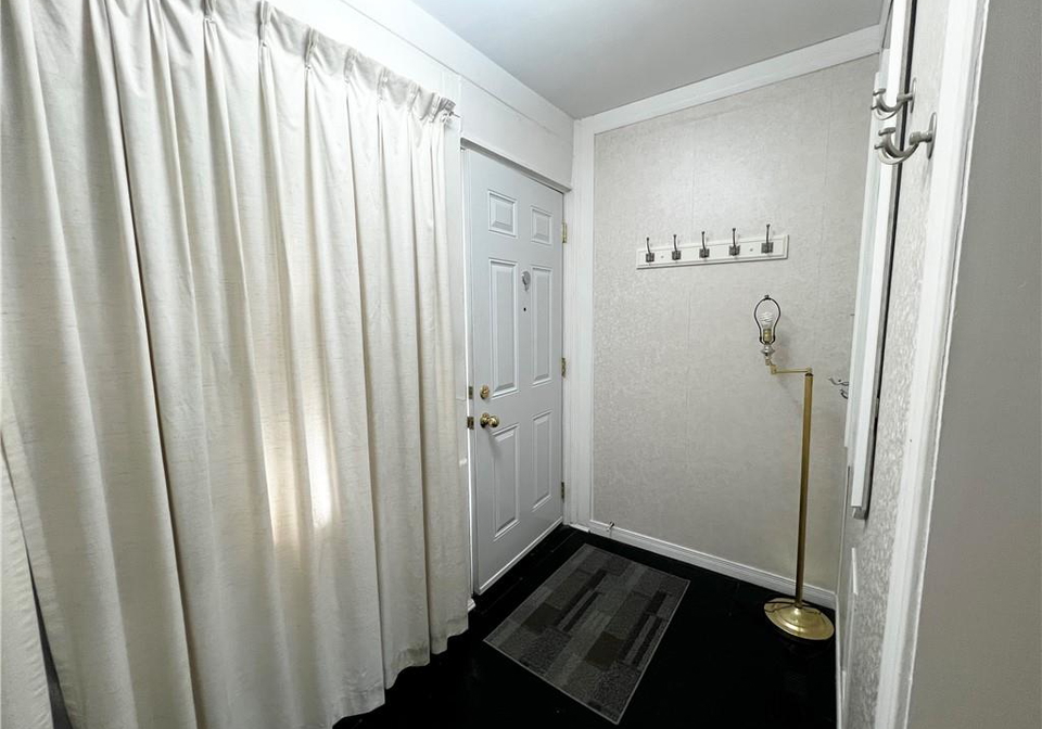 17-east-31st-street-hamilton-ontario-40750087