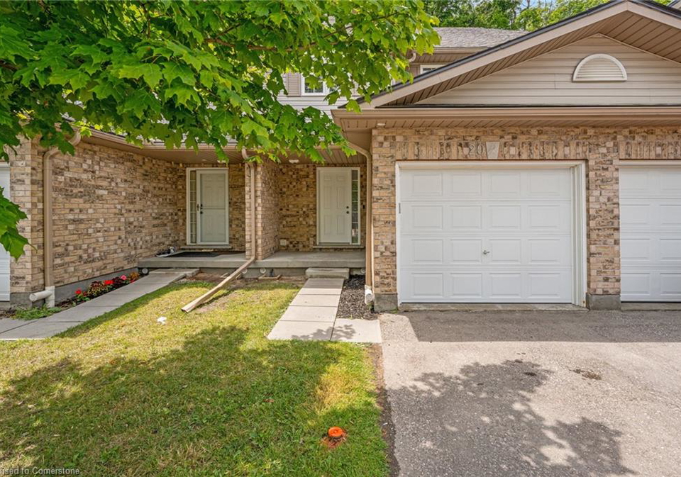 300-fallowfield-drive-kitchener-ontario-40750103