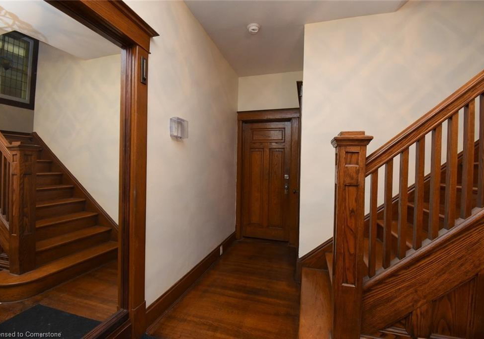 43-spadina-avenue-hamilton-ontario-40750196