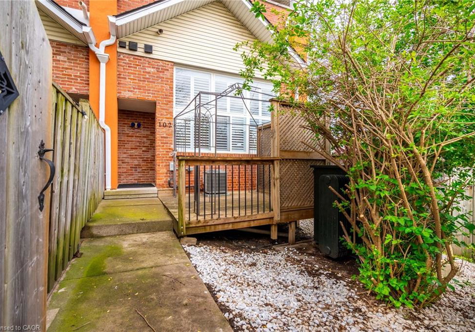 111-grey-street-brantford-ontario-40750264