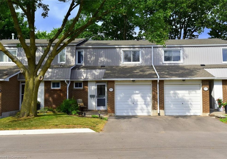 4-woodview-road-burlington-ontario-40750315