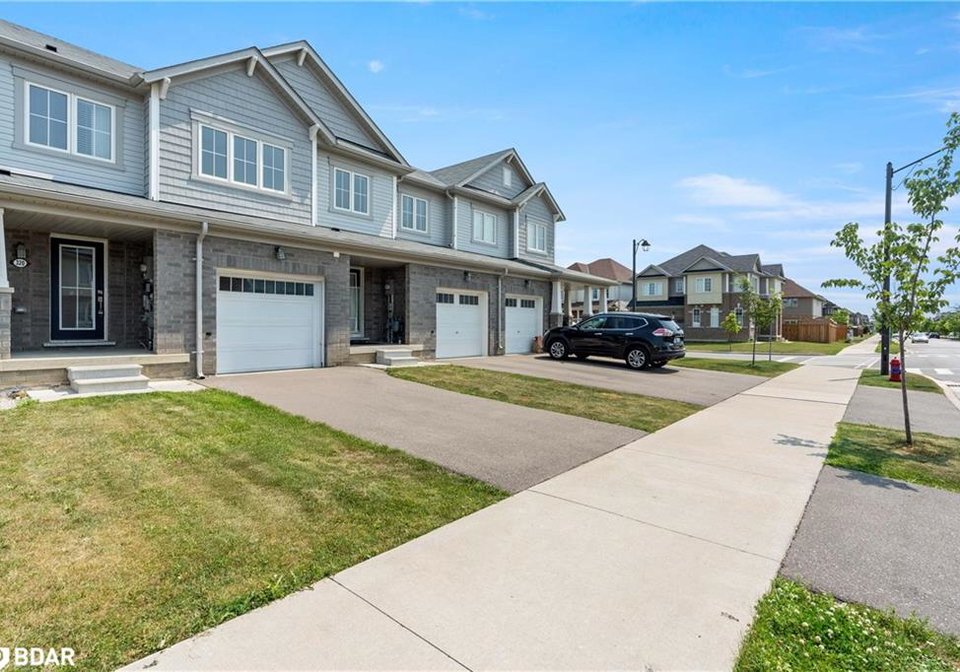 320-pumpkin-pass-pass-binbrook-ontario-40750346