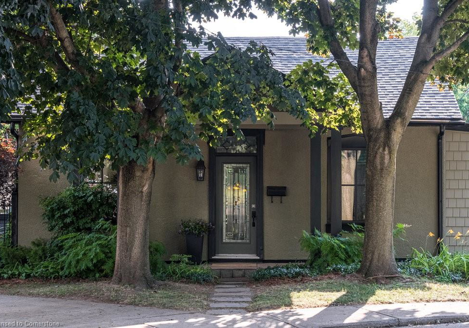55-wood-street-w-hamilton-ontario-40750358
