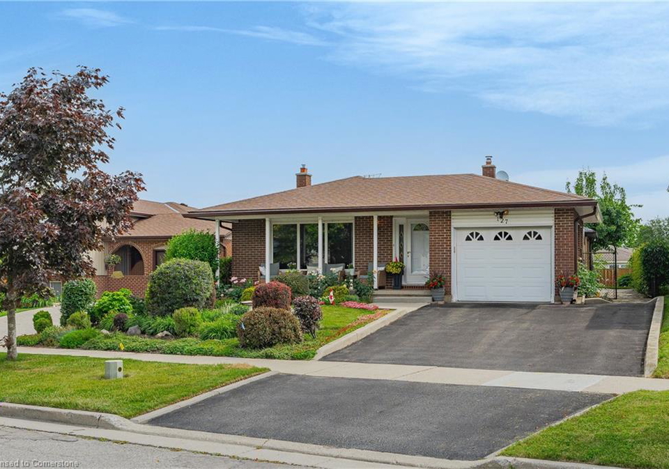 127-toynbee-crescent-kitchener-ontario-40750398