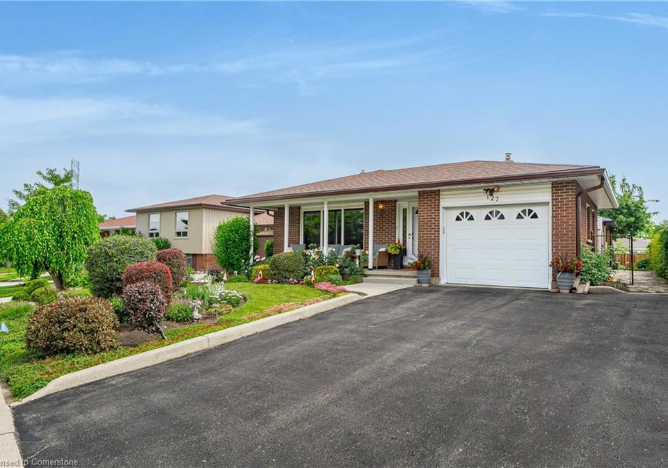 127-toynbee-crescent-kitchener-ontario-40750398