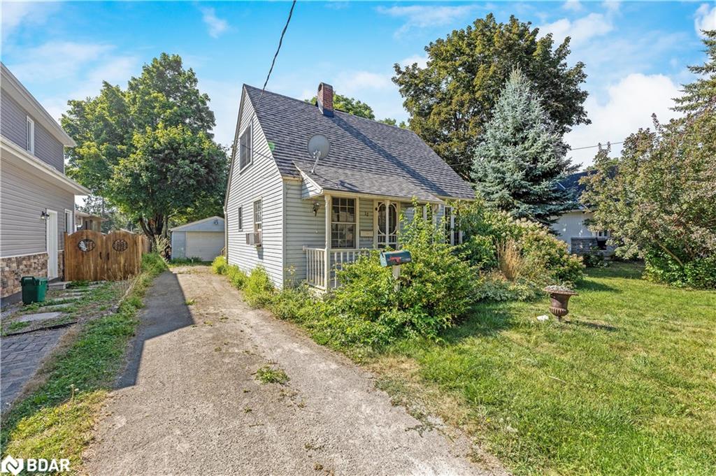12-churchill-crescent-halton-ontario-40750412