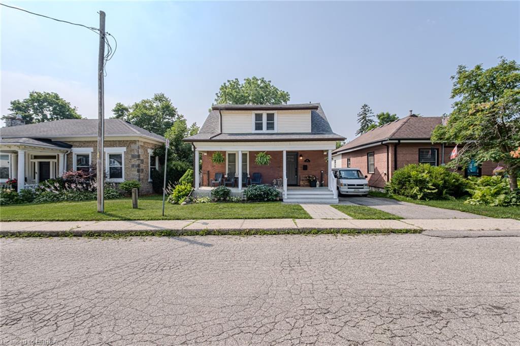 21-queen-street-paris-ontario-40750442