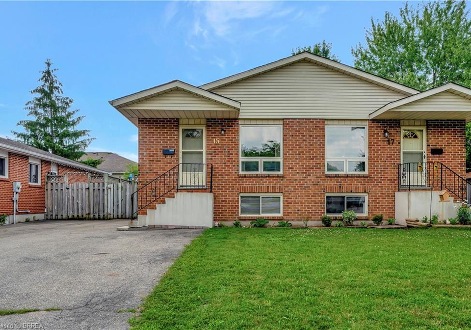 15-ivy-crescent-paris-ontario-40750469