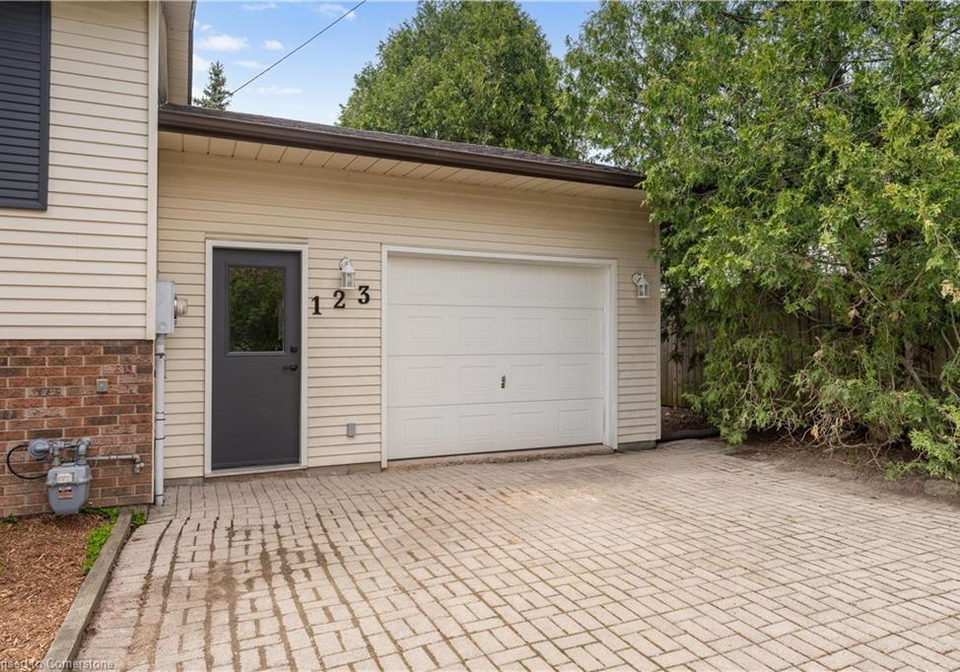 123-wade-road-n-smithville-ontario-40750602