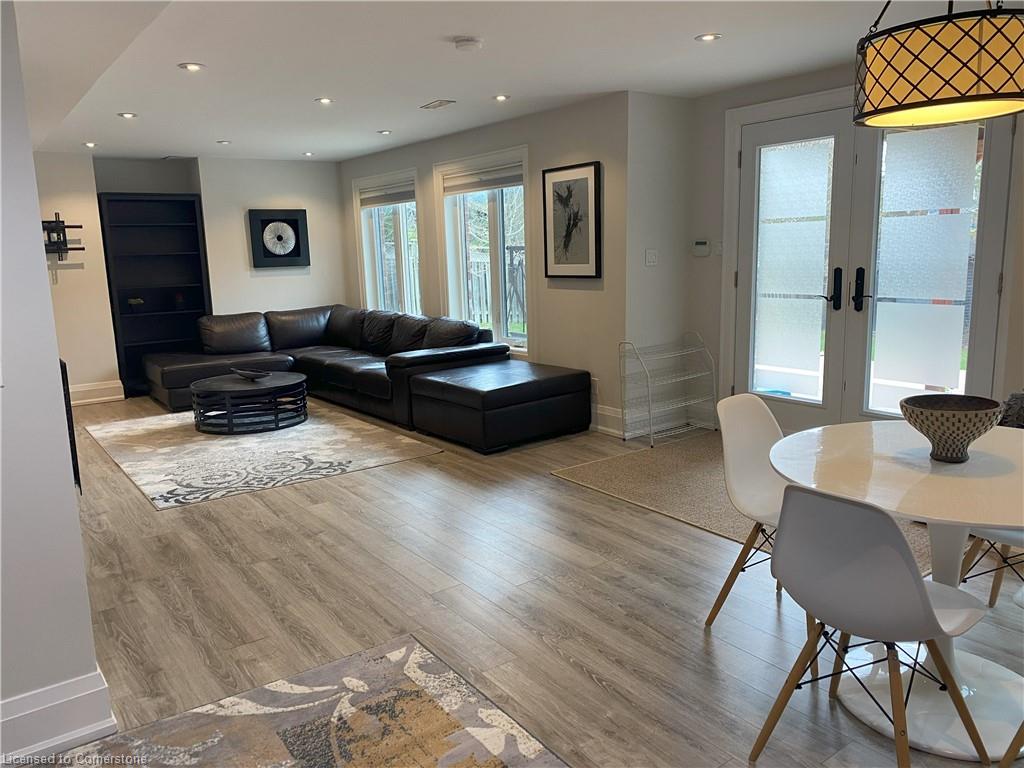 914-best-circle-york-ontario-40750640